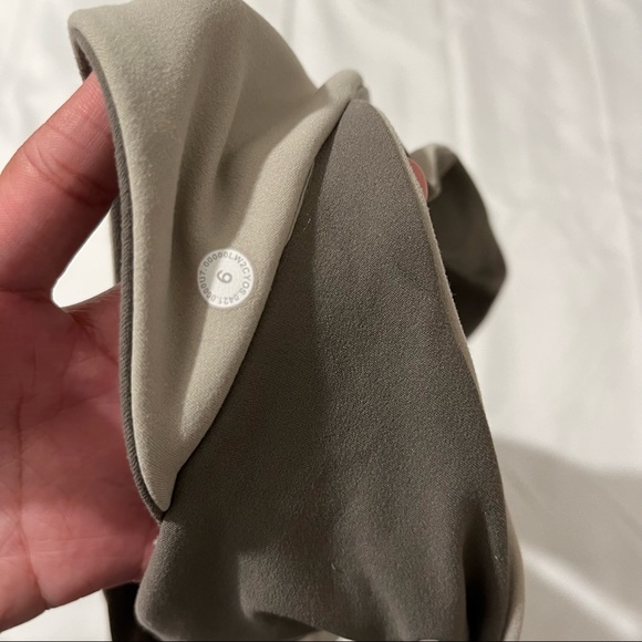 Lululemon Reversible Align Bra - Picture 5 of 5